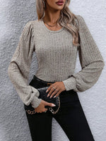 Blusa Feminina com Renda e Manga Longa