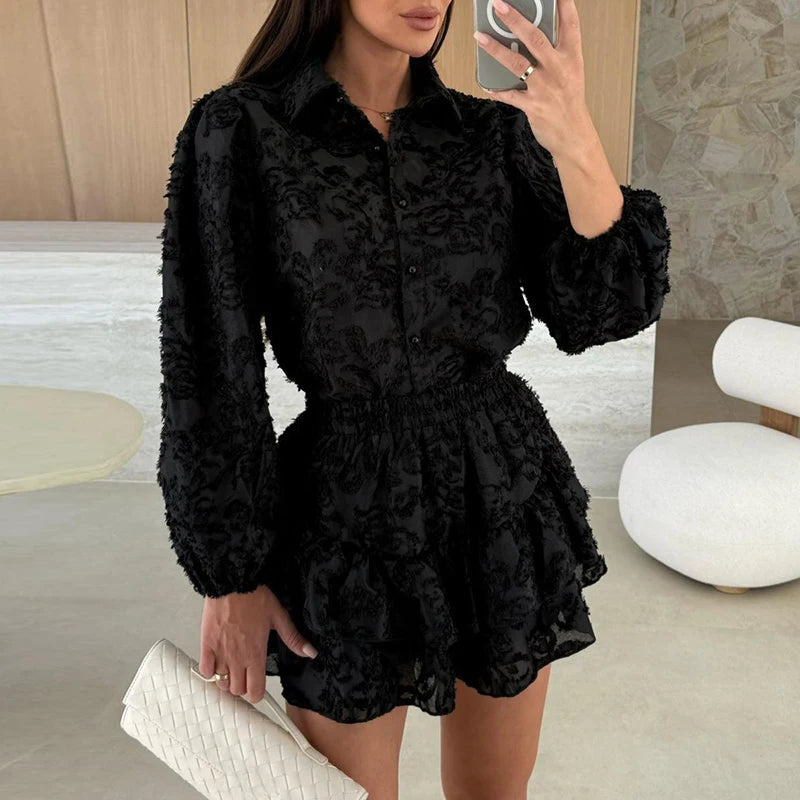 Conjunto Camisa e Shorts com Babados e Renda