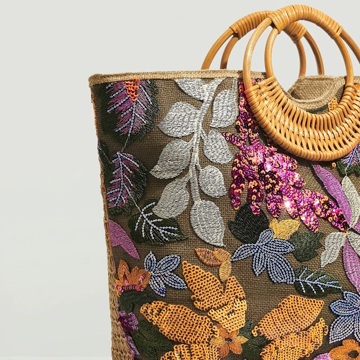 Bolsa Bordada com Alça de Bambu Lilás