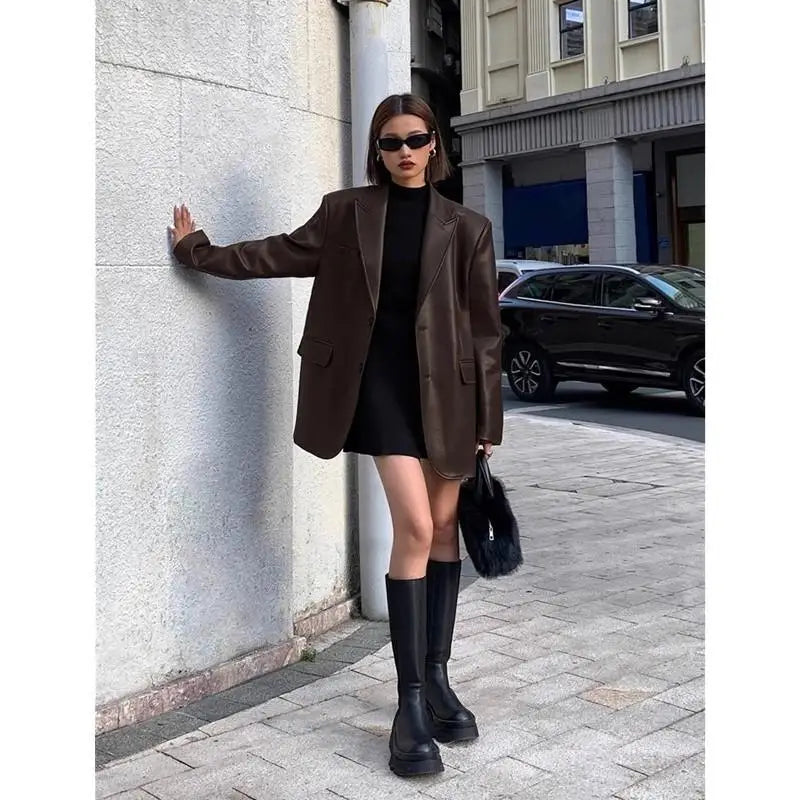 Blazer Alongado em Couro Pu