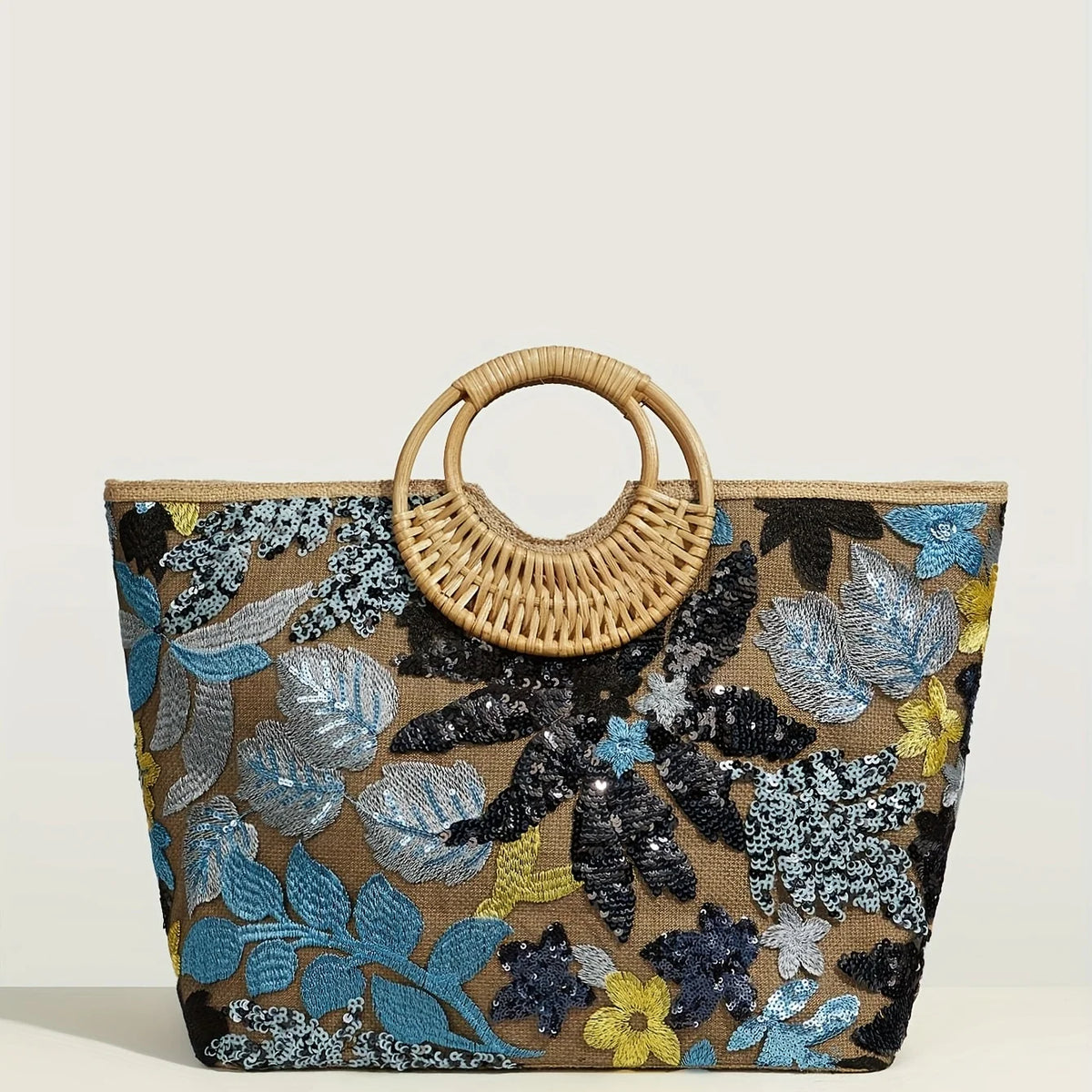 Bolsa Bordada com Alça de Bambu