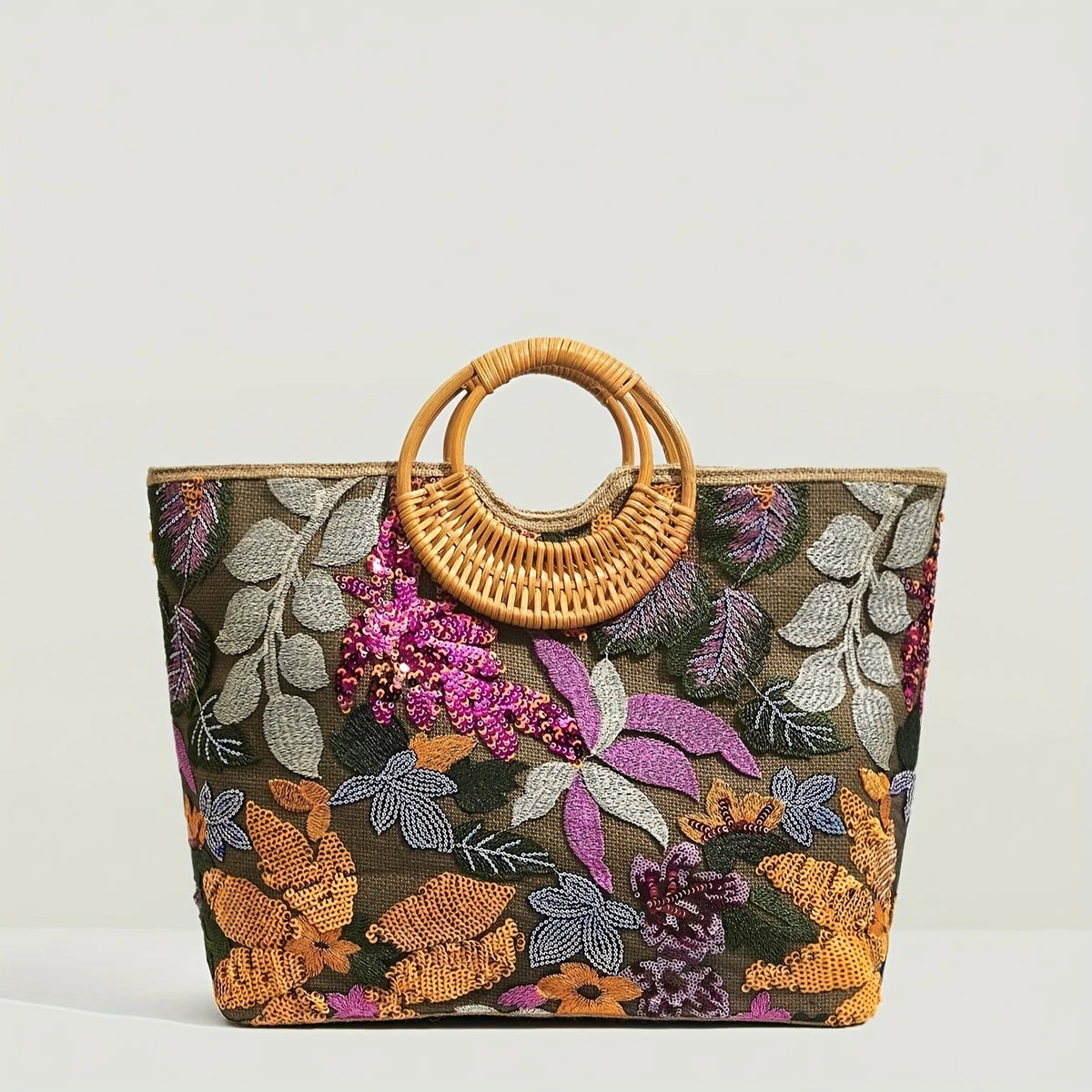 Bolsa Bordada com Alça de Bambu Lilás