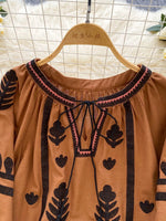 Bata Bordada Manga Longa