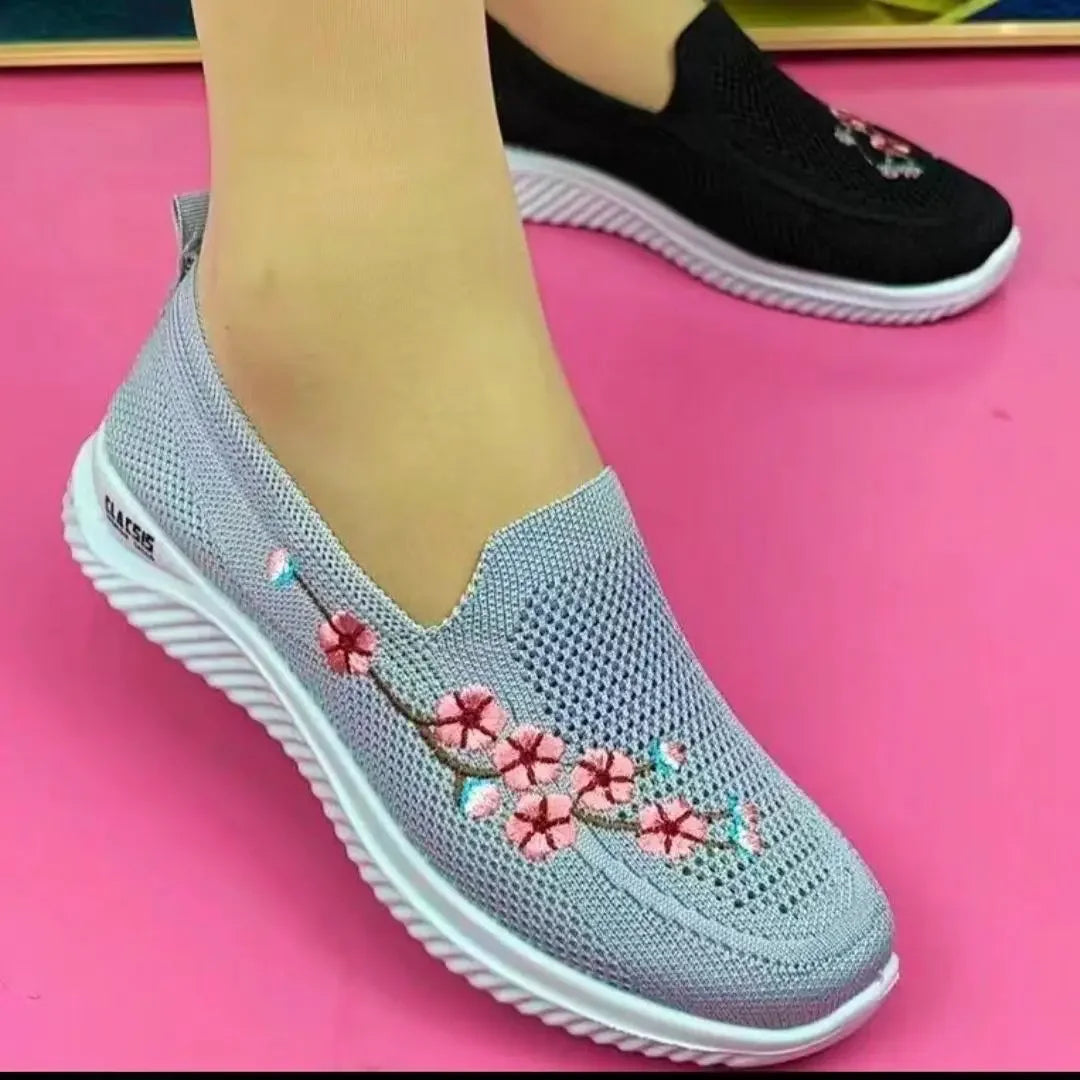 Tênis Feminino Floral Confortável Antiderrapante