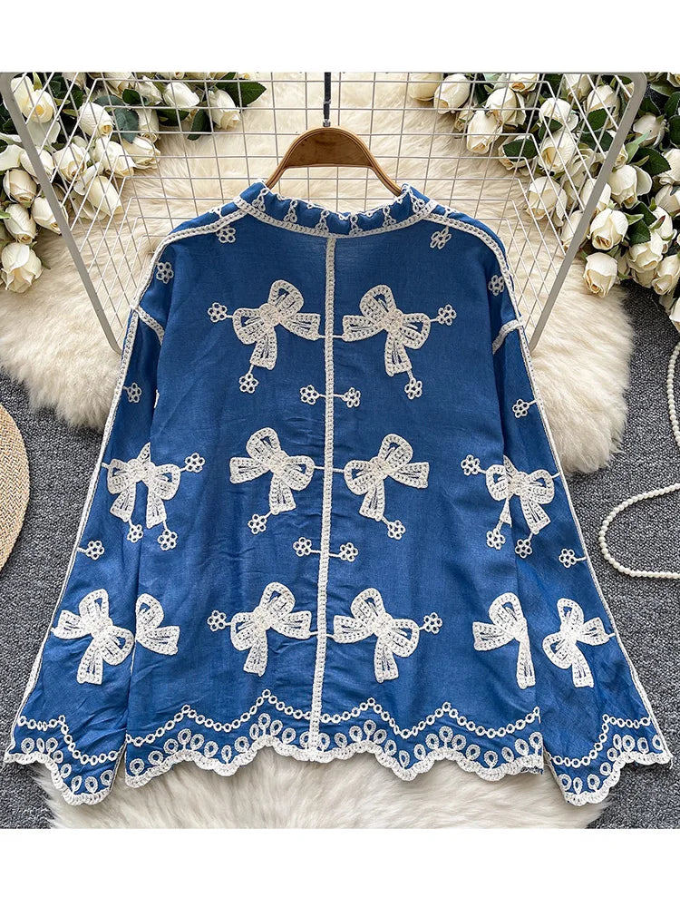 Camisa Feminina Laço Bordada - Elegância e Charme | MIZZY