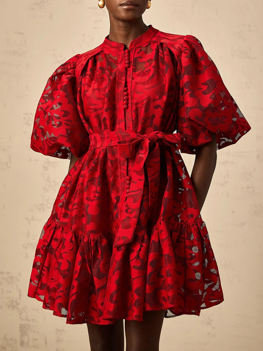Vestido Curto de Renda com Mangas Bufantes
