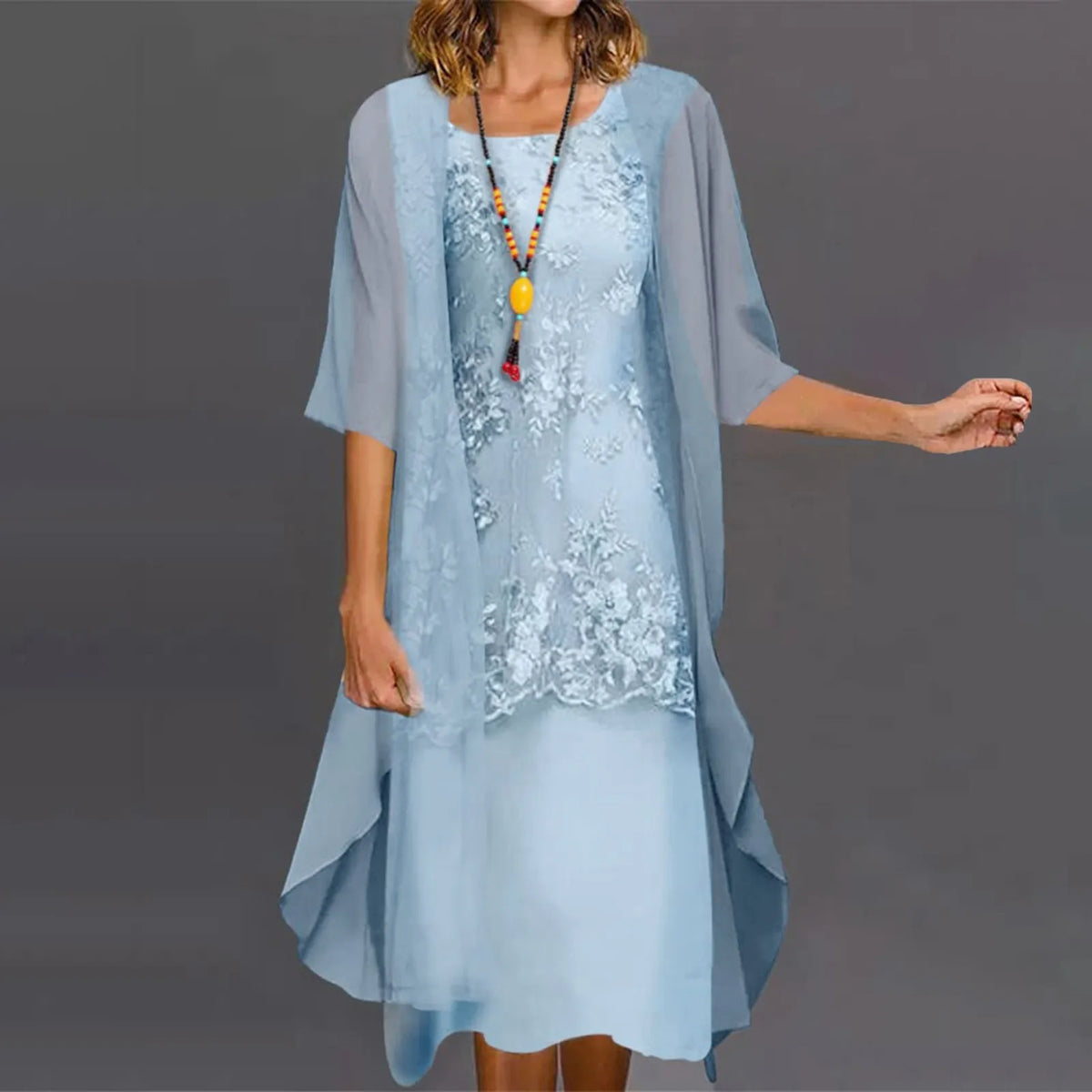 Vestido de Renda e Cardigan Sofia
